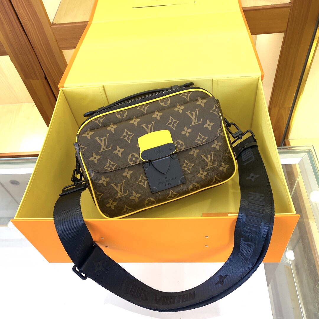 LV bag 143
